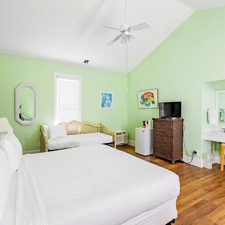 Deluxe King - Curry Mansion With Pool! Hotel Key West Bagian luar foto
