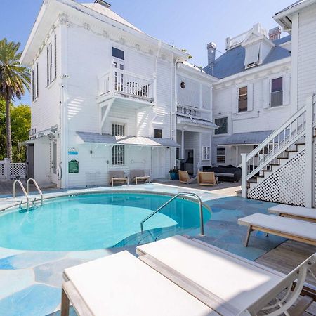 Deluxe King - Curry Mansion With Pool! Hotel Key West Bagian luar foto