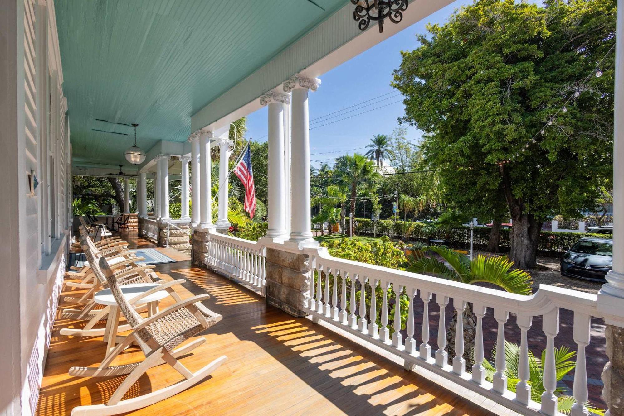 Deluxe King - Curry Mansion With Pool! Hotel Key West Bagian luar foto
